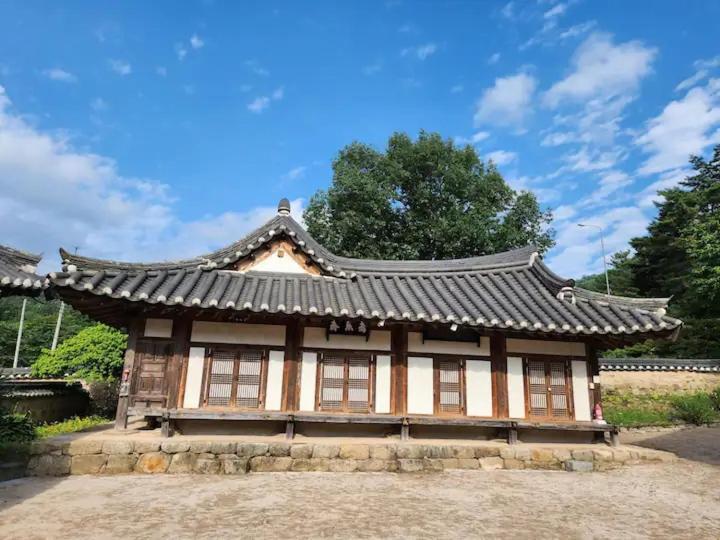 Dobong Seodang Hotel Kjongdzsu Kültér fotó