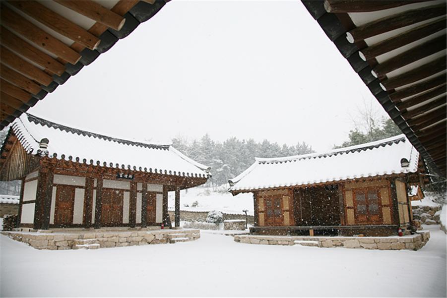 Dobong Seodang Hotel Kjongdzsu Kültér fotó